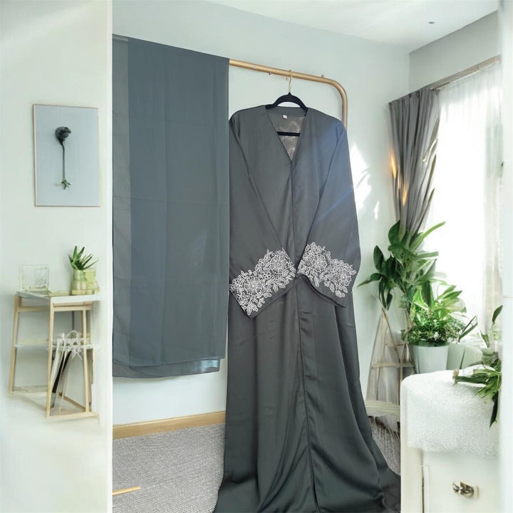 Elegant Abayas & Open Styles