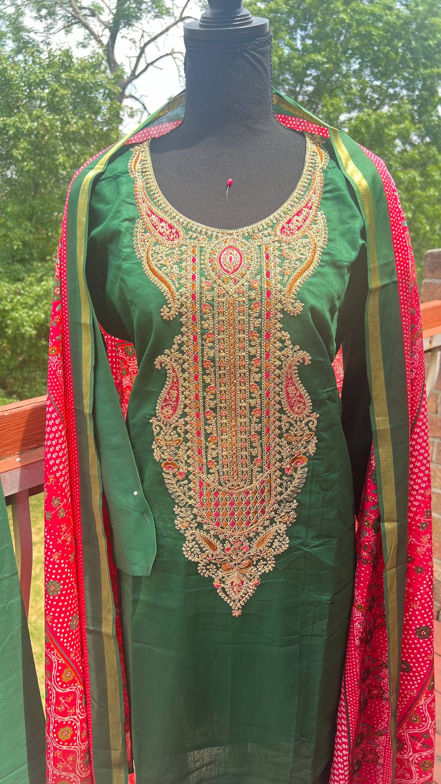 Salwar Kameez / Kurta Kurti/ Indian dress / Pakistani Dress/ Gift for Sister/ party dress/ salwar suits/deshi dress