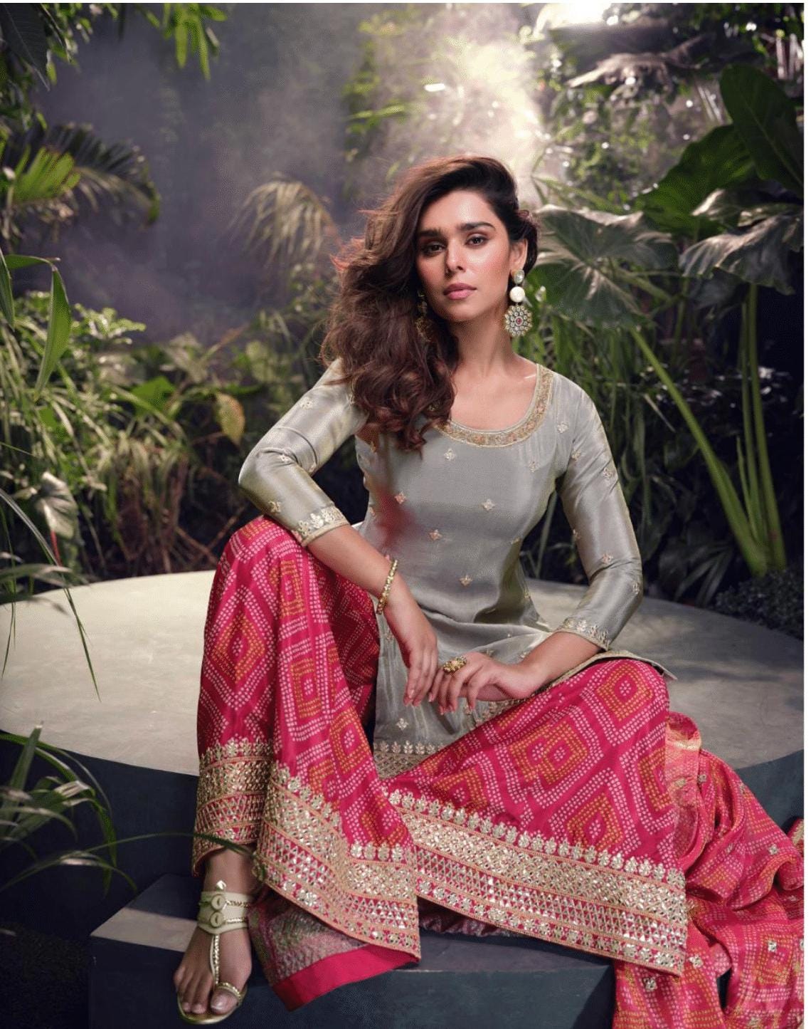 Elegant Silk Suit with Embroidered Plazzo and Dupatta - Chic Indian/Pakistani Attire- Indian Dress - Pakistani Dress - Embroidery