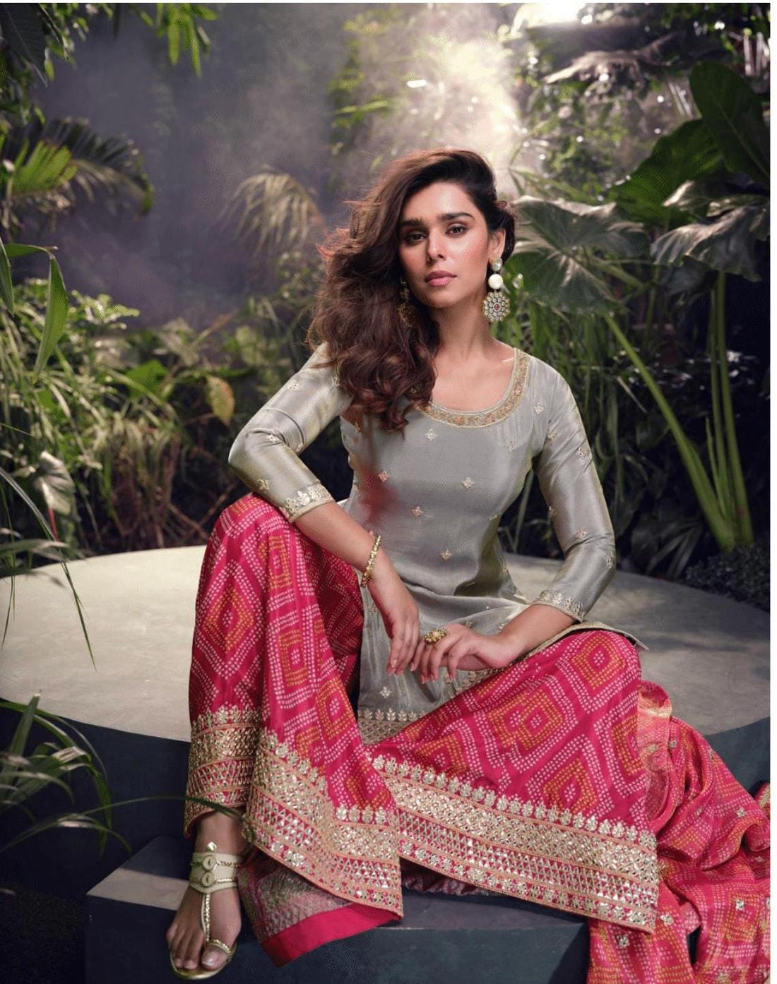 Elegant Silk Suit with Embroidered Plazzo and Dupatta - Chic Indian/Pakistani Attire- Indian Dress - Pakistani Dress - Embroidery